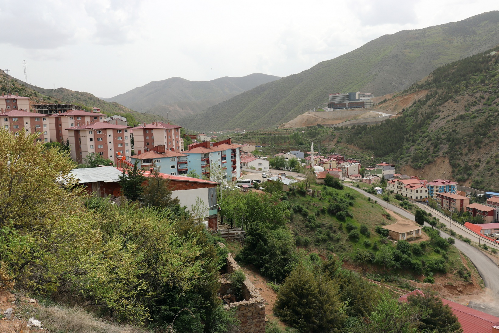 Gümüşhane'de 54 yılın Nisan ayı sıcaklık rekoru kırıldı 11