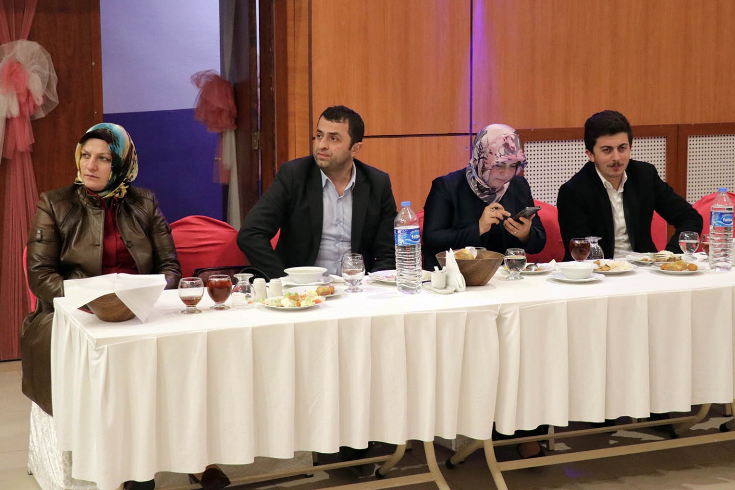 Torullular derneğinden istişare toplantısı 8