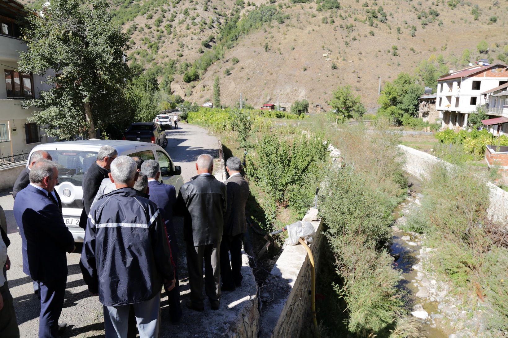 Vali Taşbilek 2 ayda 71 köyü ziyaret etti  52
