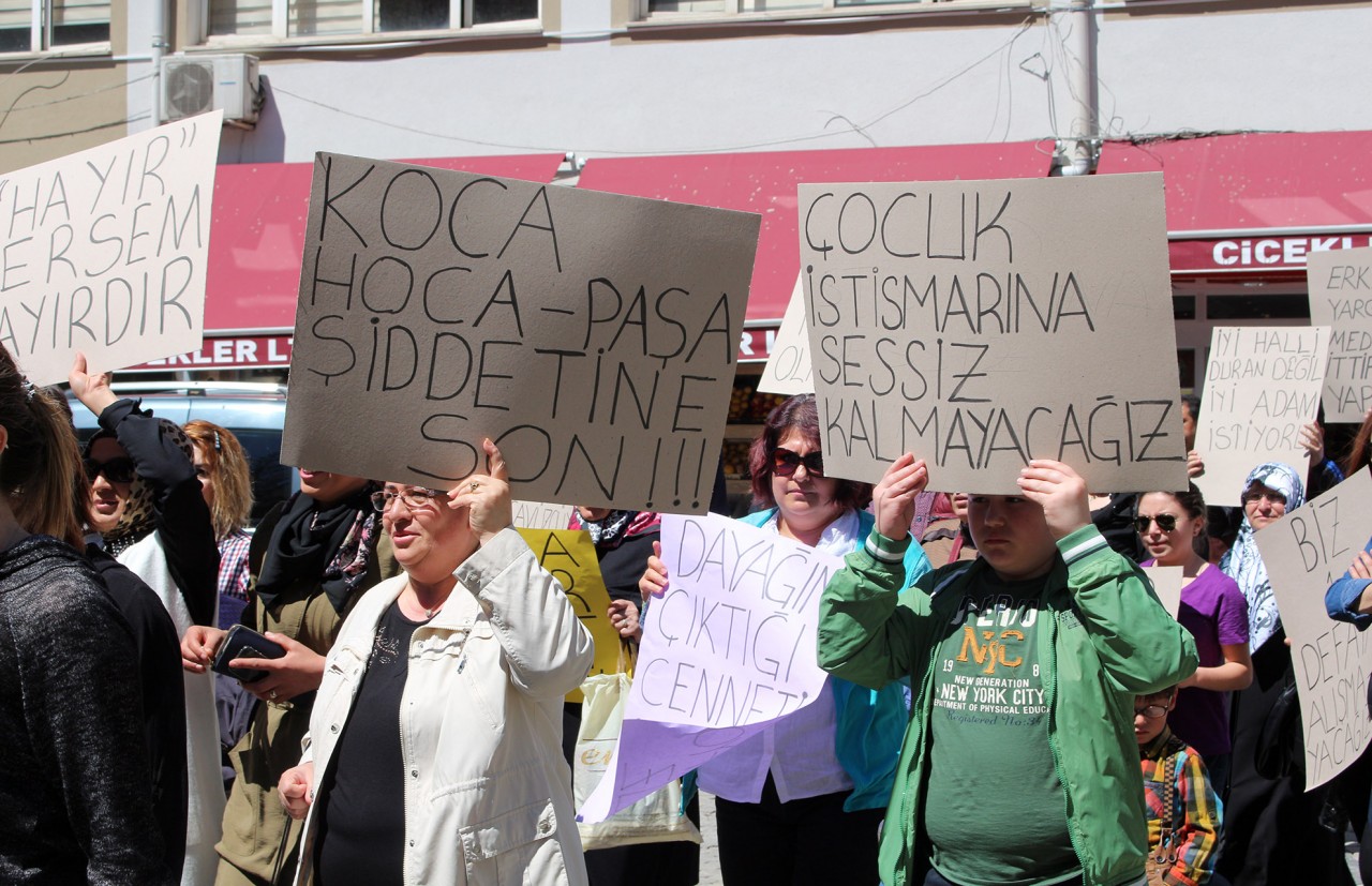 Gümüşhaneli kadınlardan yürüyüş 8