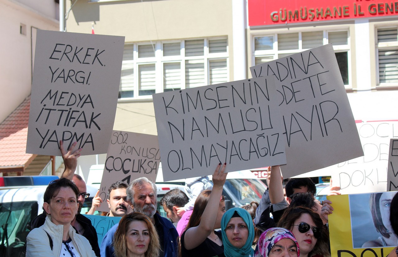 Gümüşhaneli kadınlardan yürüyüş 10