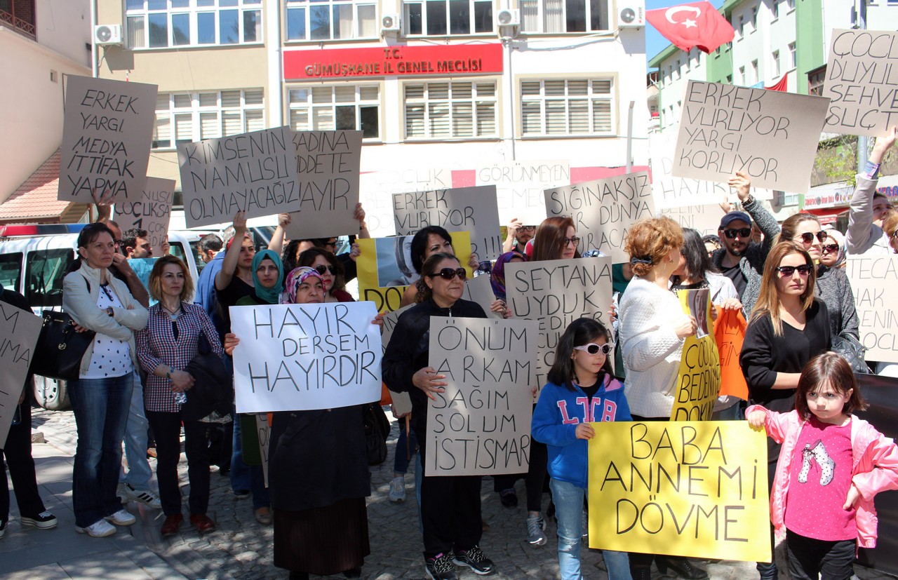 Gümüşhaneli kadınlardan yürüyüş 11