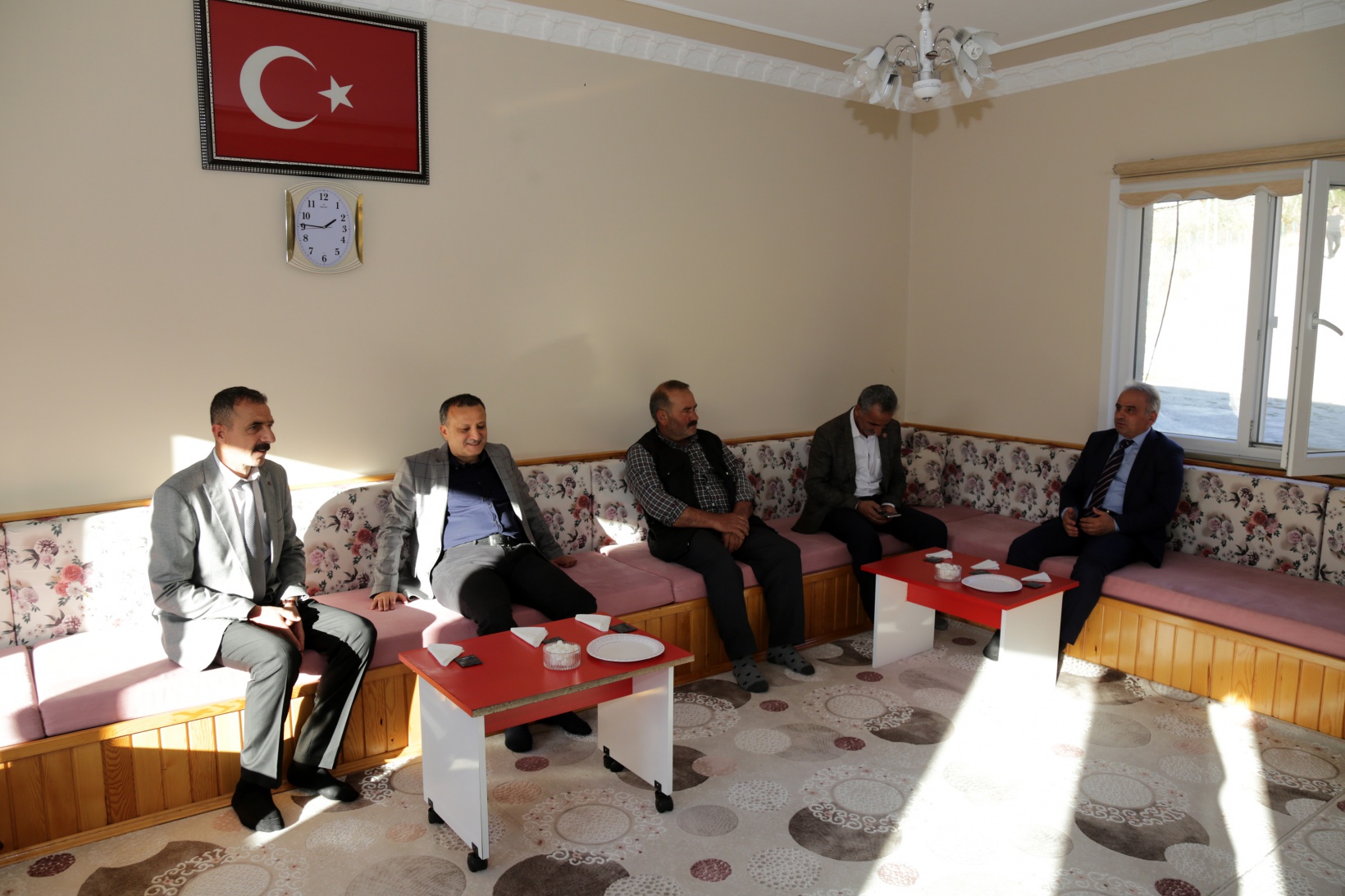 Vali Taşbilek 2 ayda 71 köyü ziyaret etti  20