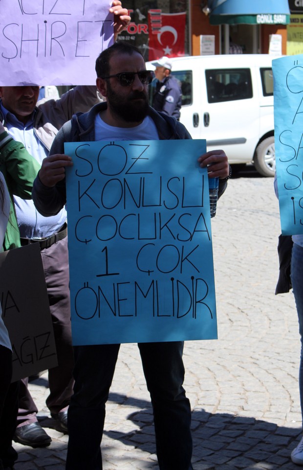 Gümüşhaneli kadınlardan yürüyüş 12