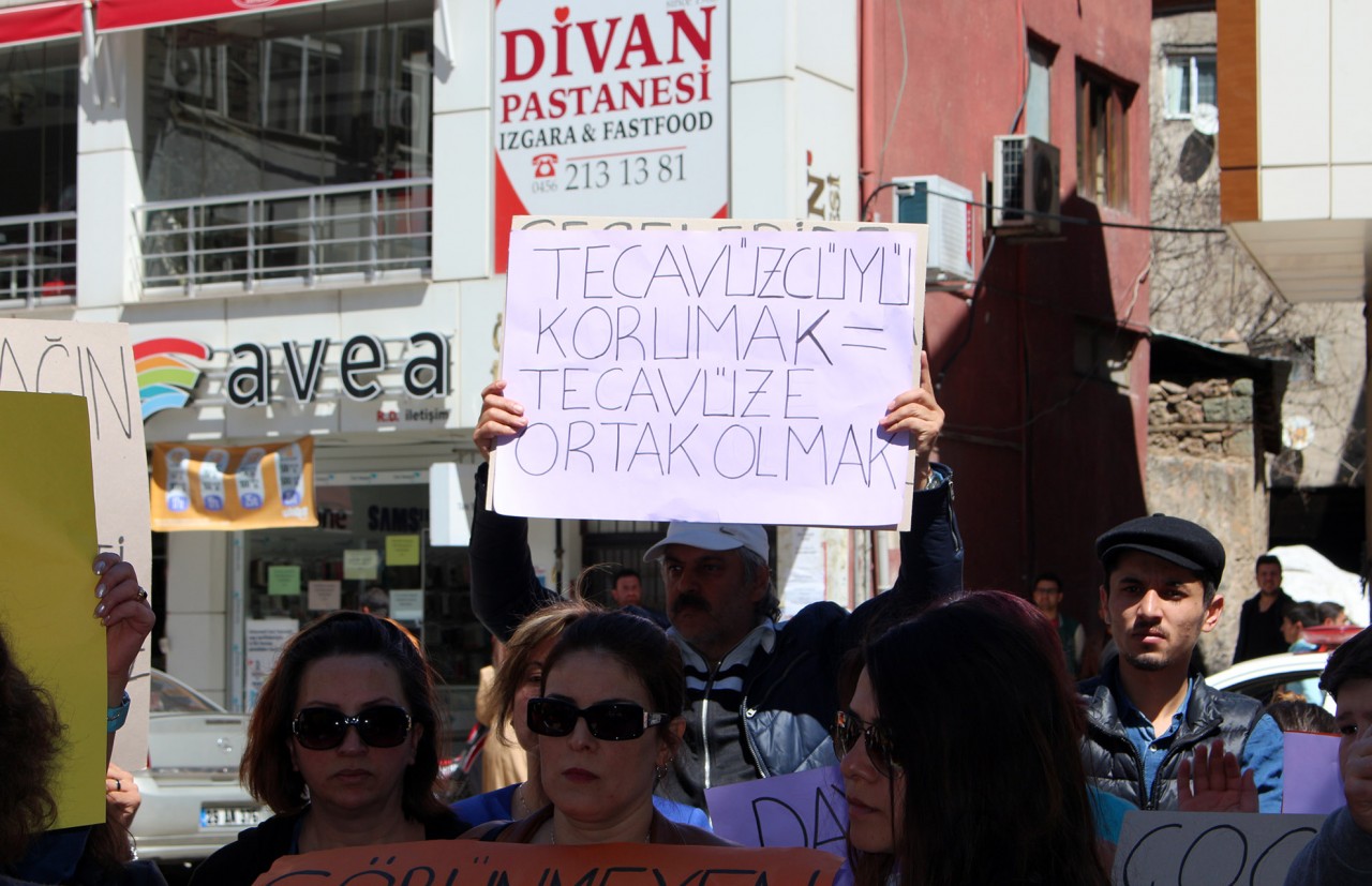 Gümüşhaneli kadınlardan yürüyüş 13