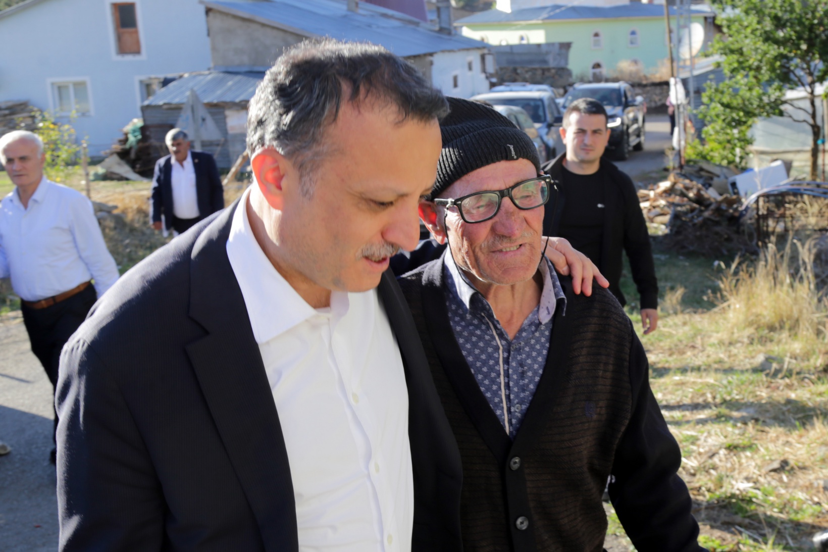 Vali Taşbilek’in köy ziyaretleri devam ediyor 1