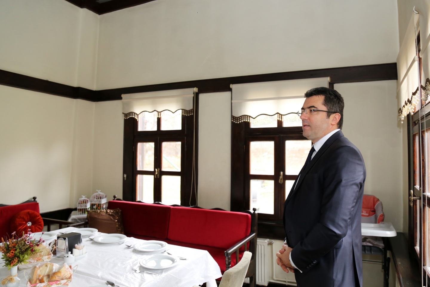 'Bu şehirde yaşayan hiçkimse başka şehirlere imrenmeyecek' 12