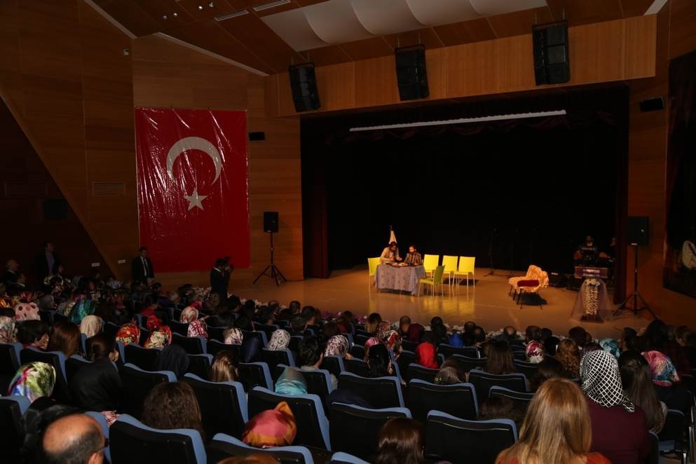Hayme Ana Mesleki ve Teknik Anadolu Lisesi’nden Kadınlar Günü Programı 9