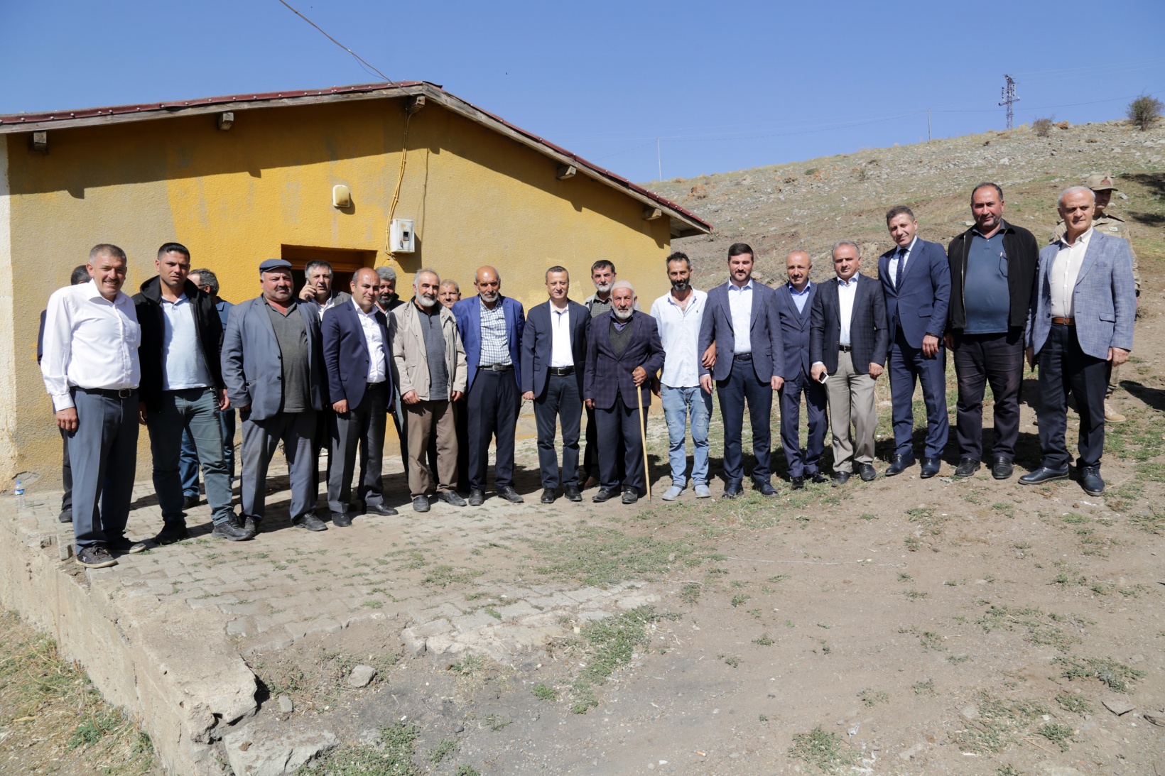 Vali Taşbilek Kelkit ilçesindeki 12 köyü ziyaret etti 36