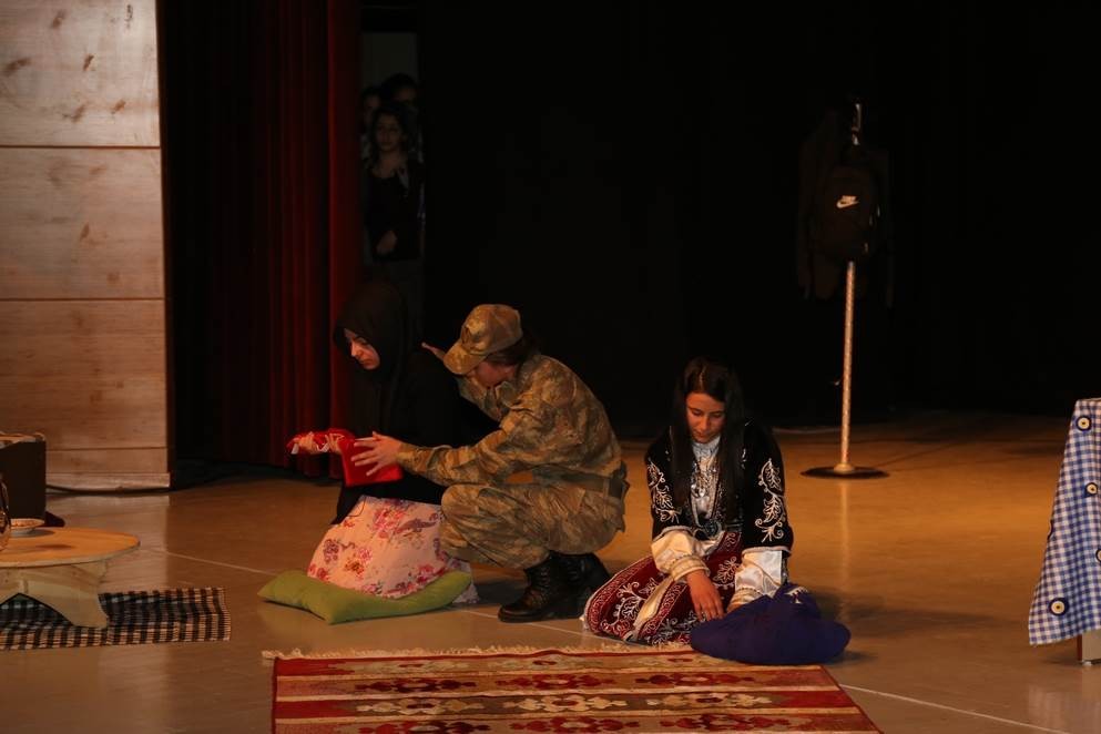 Hayme Ana Mesleki ve Teknik Anadolu Lisesi’nden Kadınlar Günü Programı 17