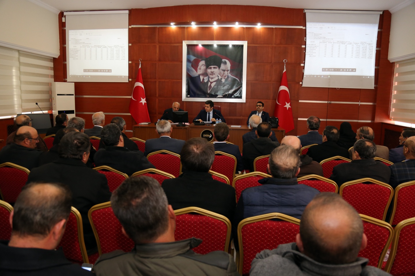 Gümüşhane Merkez ilçede asfaltsız köy yolu kalmadı 5