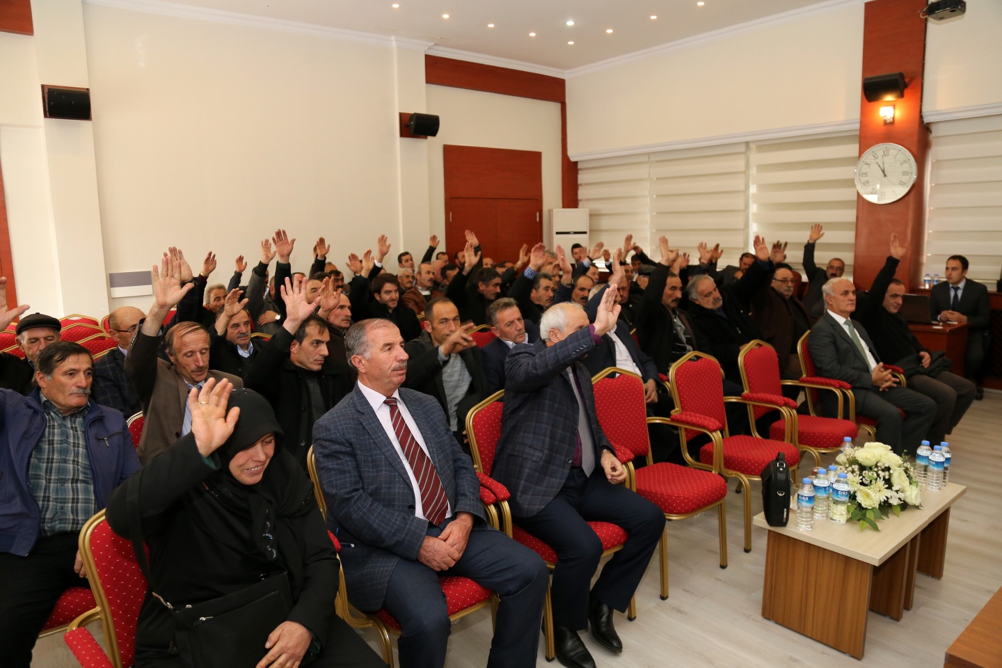 Gümüşhane Merkez ilçede asfaltsız köy yolu kalmadı 11