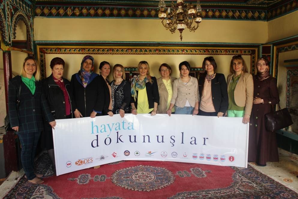 Bayan Yavuz, Dölek ve Sarıçiçek Köylerini Ziyaret Etti 5