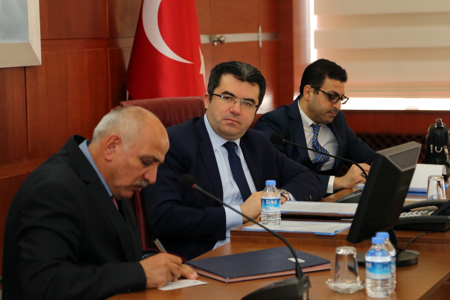 Gümüşhane Merkez ilçede asfaltsız köy yolu kalmadı 15