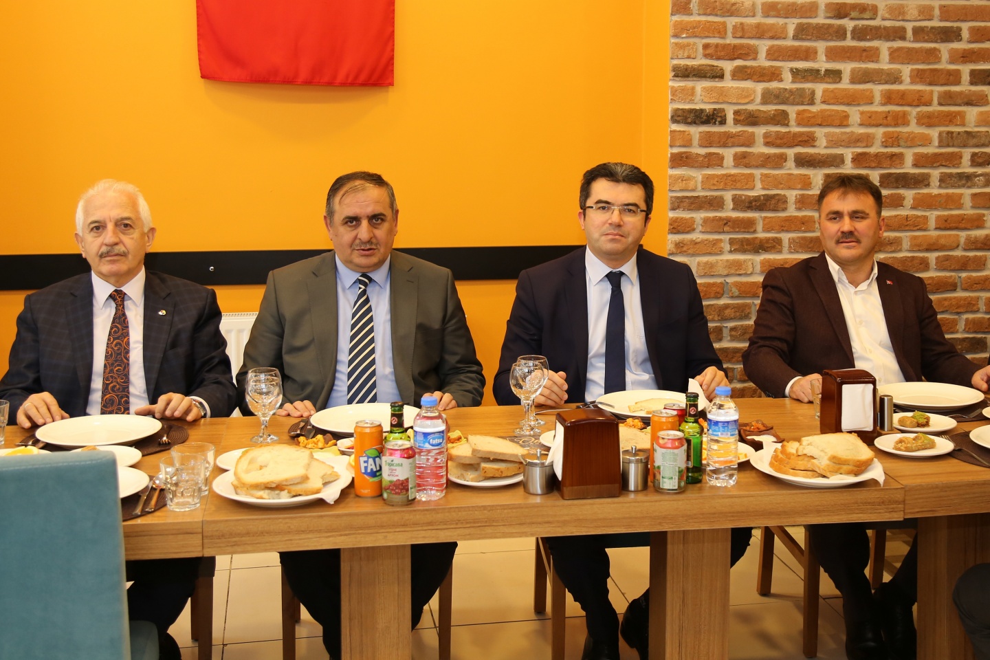 İl Özel İdaresi’nin 2018 yılı bütçesi 53 milyon 213 bin 613 TL olarak kabul edildi 3