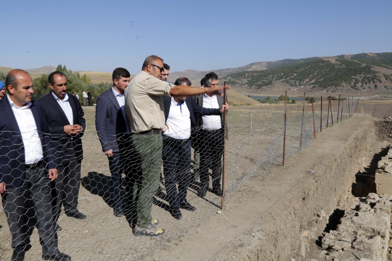 Satala’da 5 metre derinlikte 5 bin yıllık bulgular çıkıyor 14