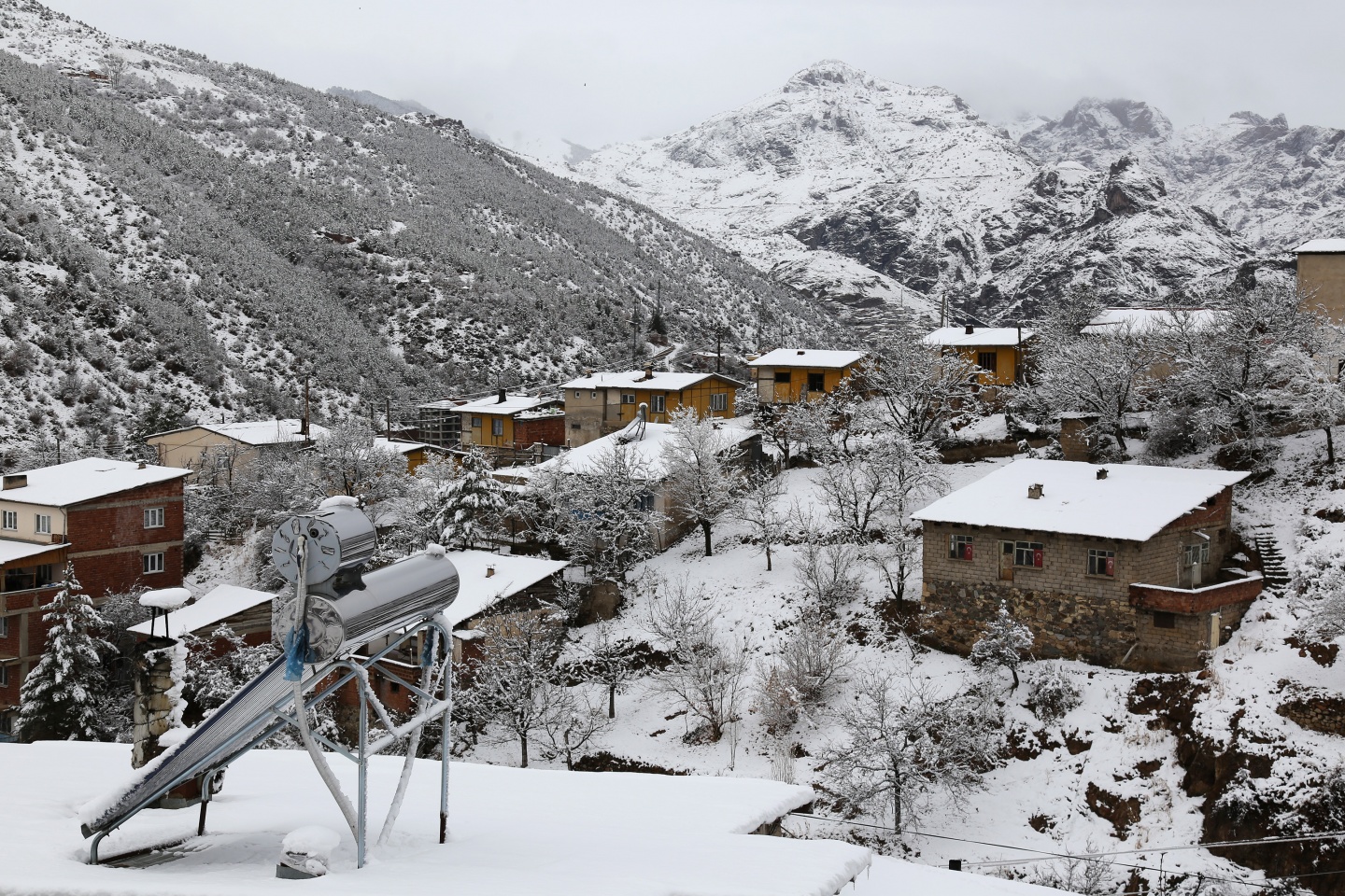 Gümüşhane beyaz gelinliğini giydi 5