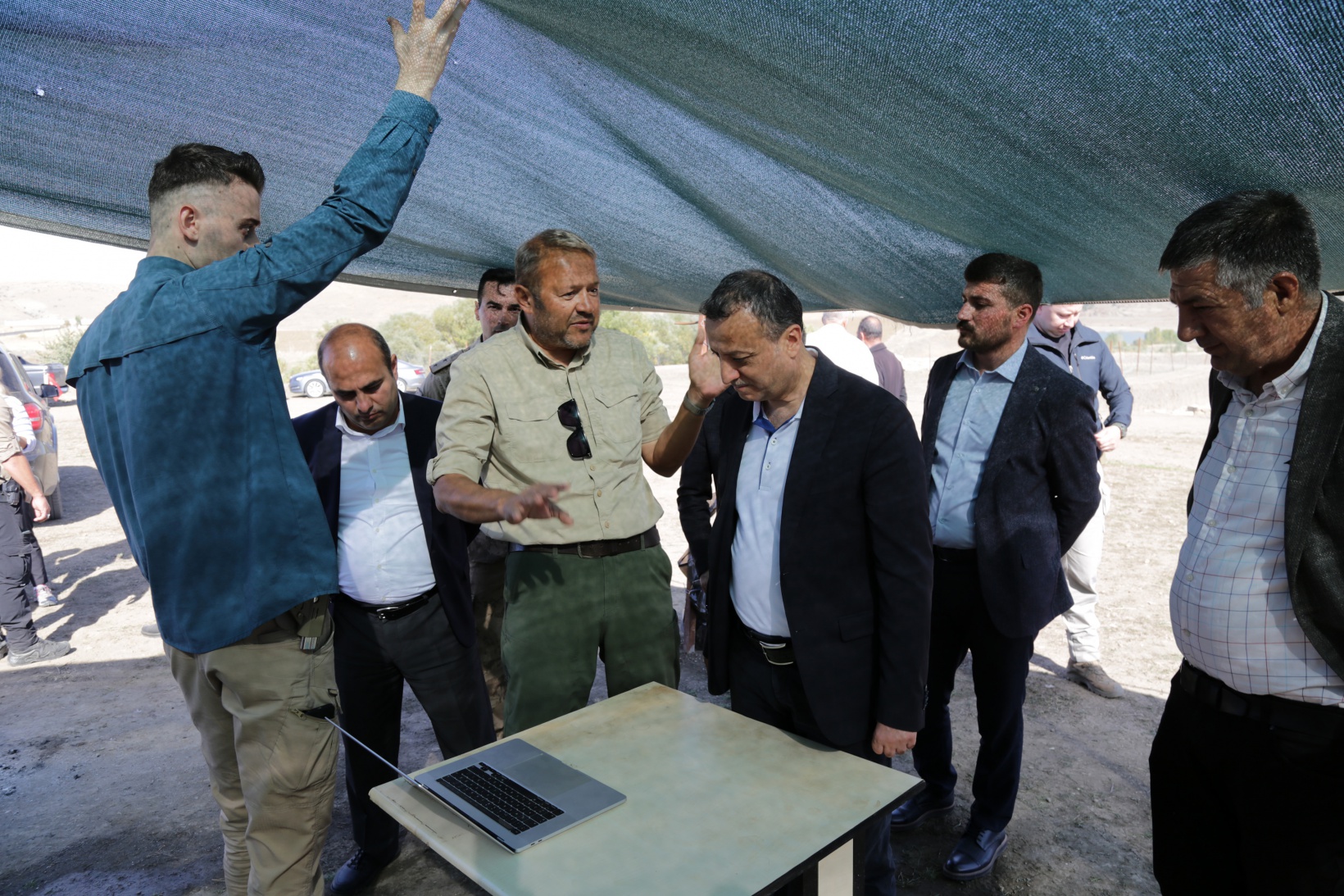 Satala’da 5 metre derinlikte 5 bin yıllık bulgular çıkıyor 24