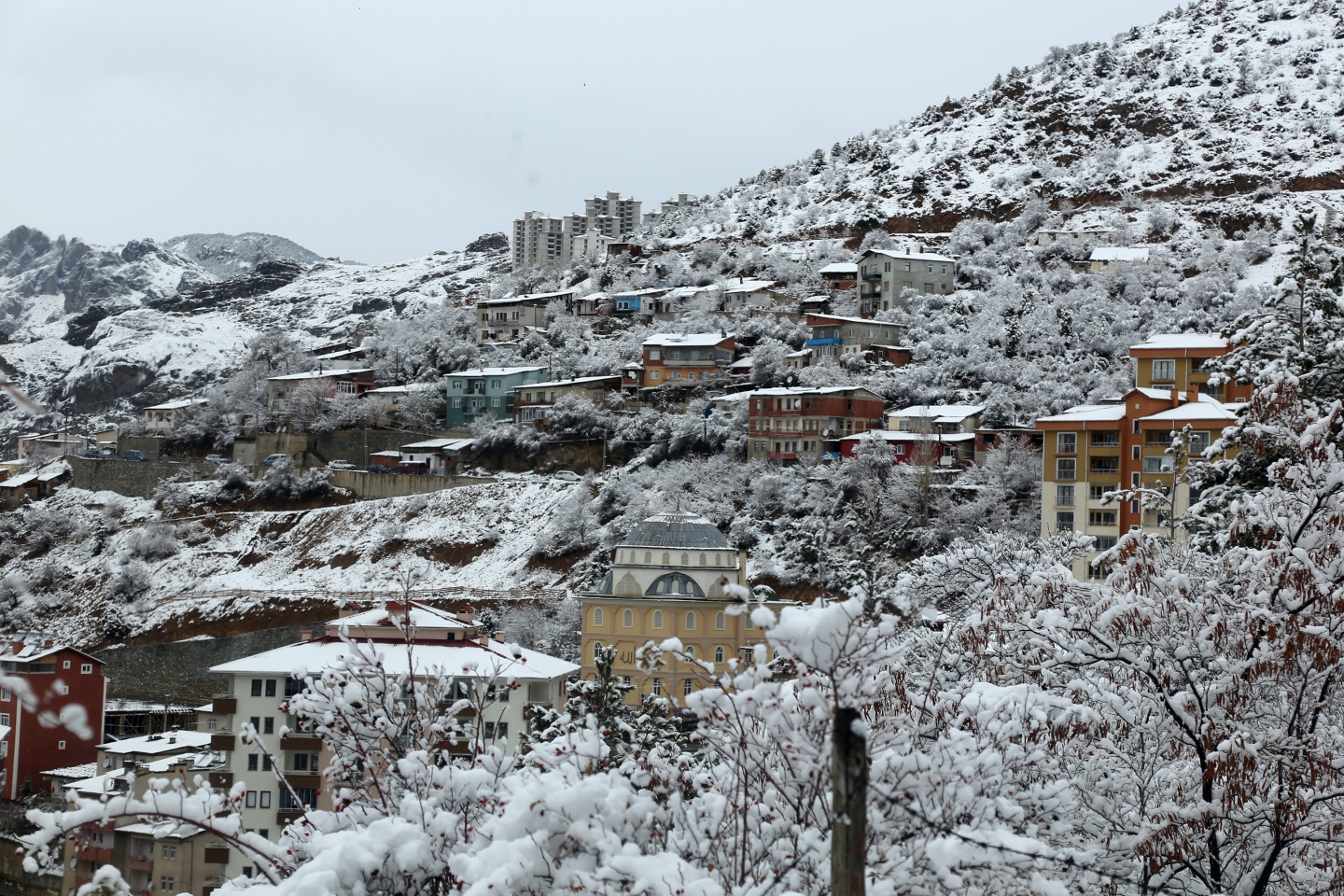 Gümüşhane beyaz gelinliğini giydi 4