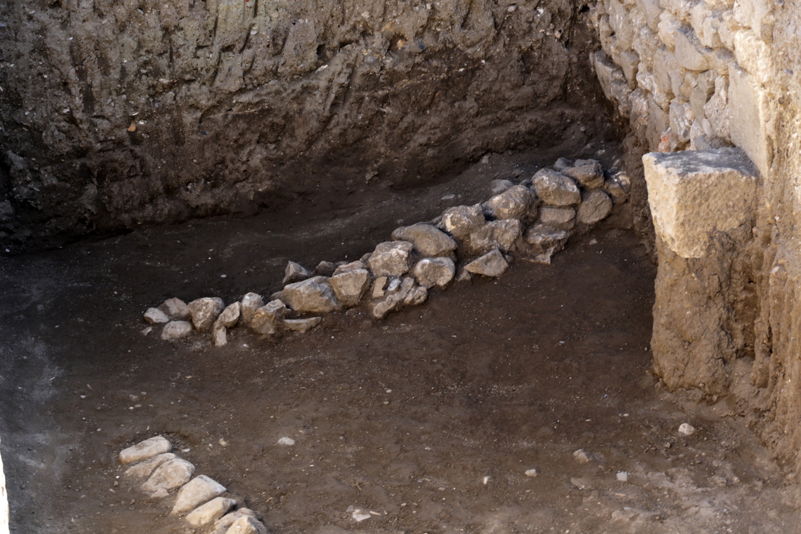 Satala’da 5 metre derinlikte 5 bin yıllık bulgular çıkıyor 3