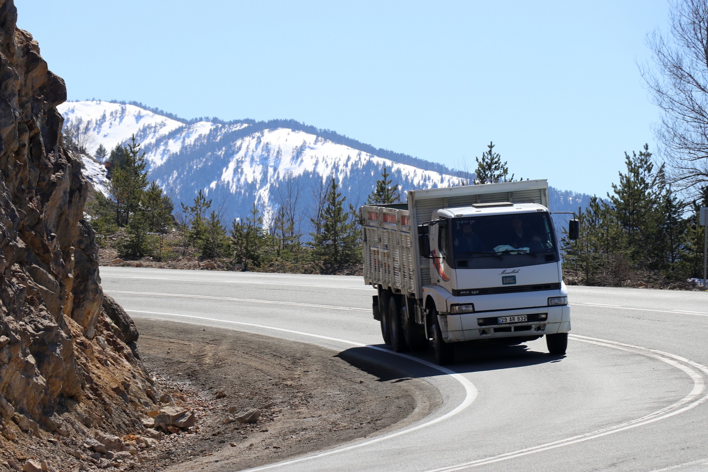 Zigana dağı bu kez boğazından değil göbeğinden deliniyor 7