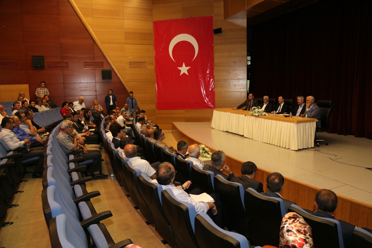 Vali Taşbilek merkez ilçe muhtarlarıyla buluştu 8