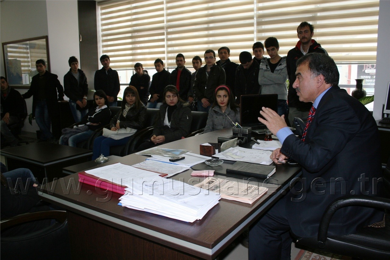 GÜ Öğrencilerinden Başkan Canlı'ya Ziyaret 3