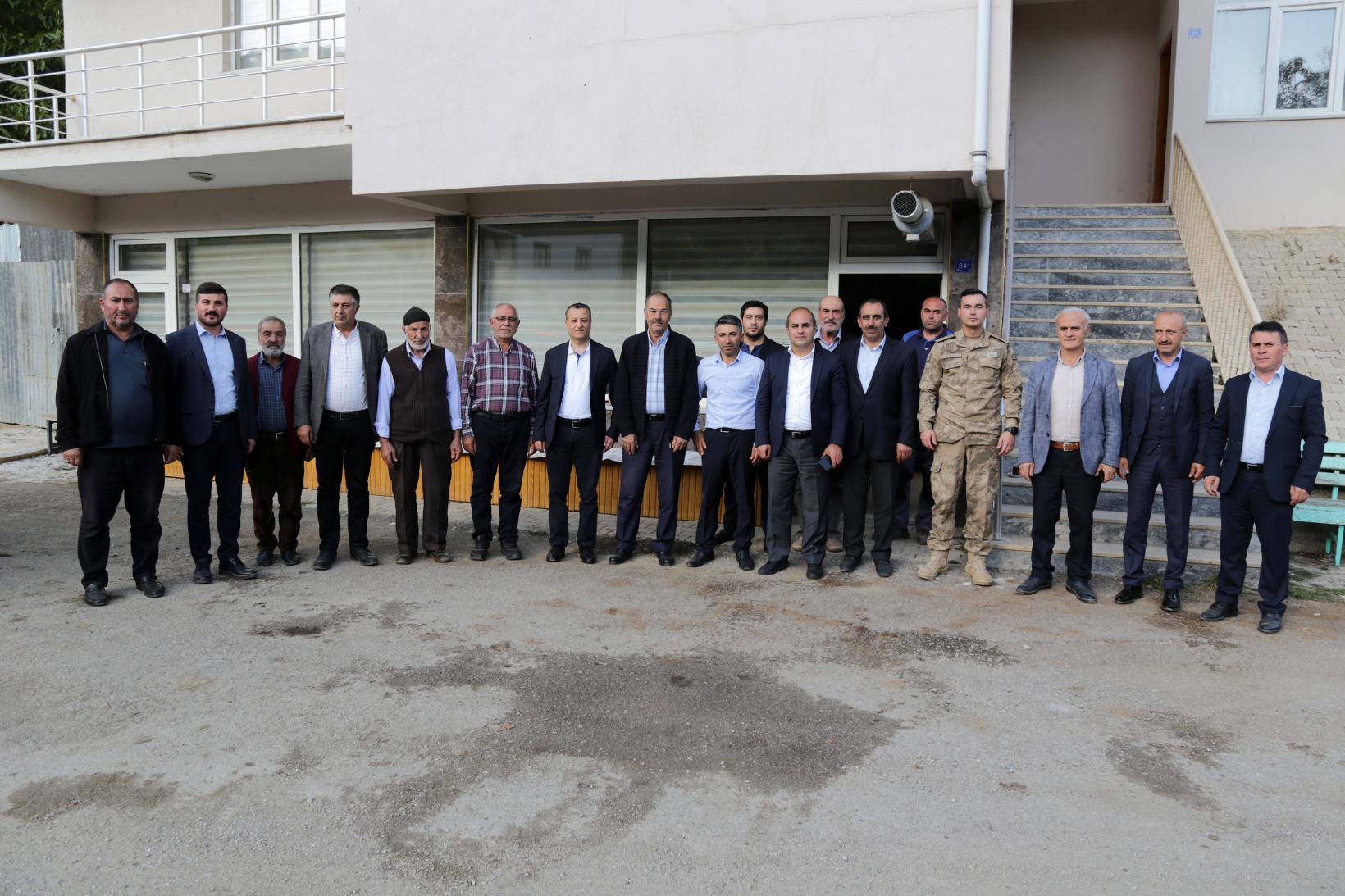 Vali Taşbilek Kelkit ilçesindeki 12 köyü ziyaret etti 28