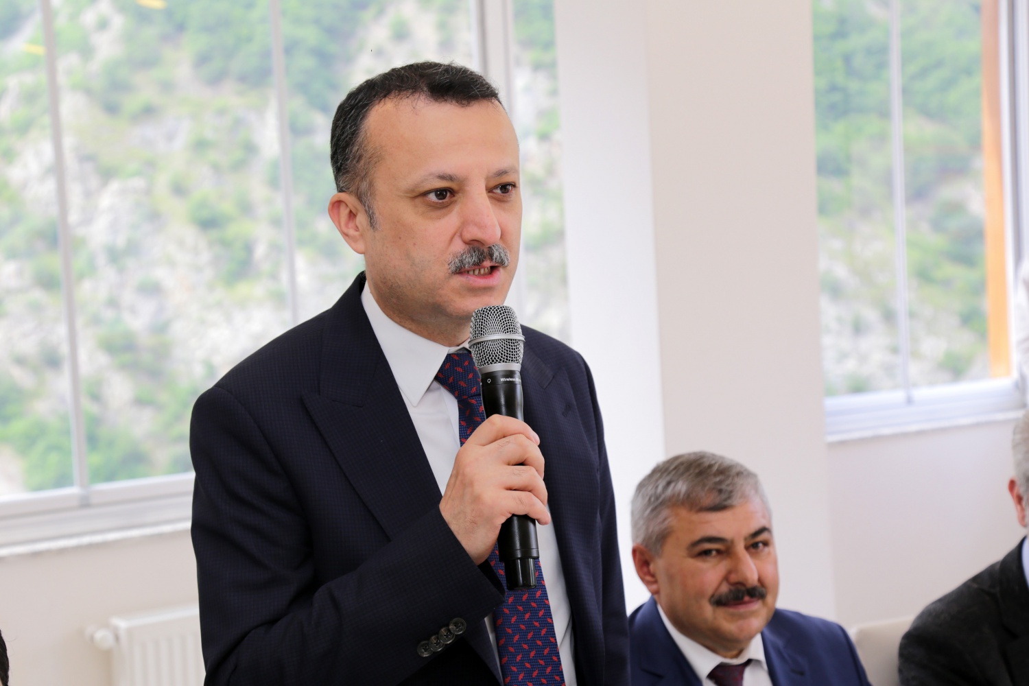 Vali Taşbilek Kürtün ve Torul ilçesinde muhtarlarla buluştu 35