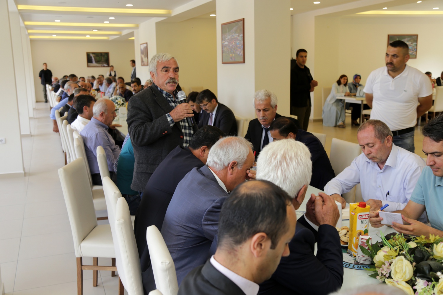 Vali Taşbilek Kürtün ve Torul ilçesinde muhtarlarla buluştu 26