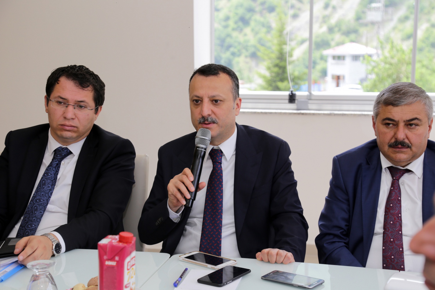 Vali Taşbilek Kürtün ve Torul ilçesinde muhtarlarla buluştu 30