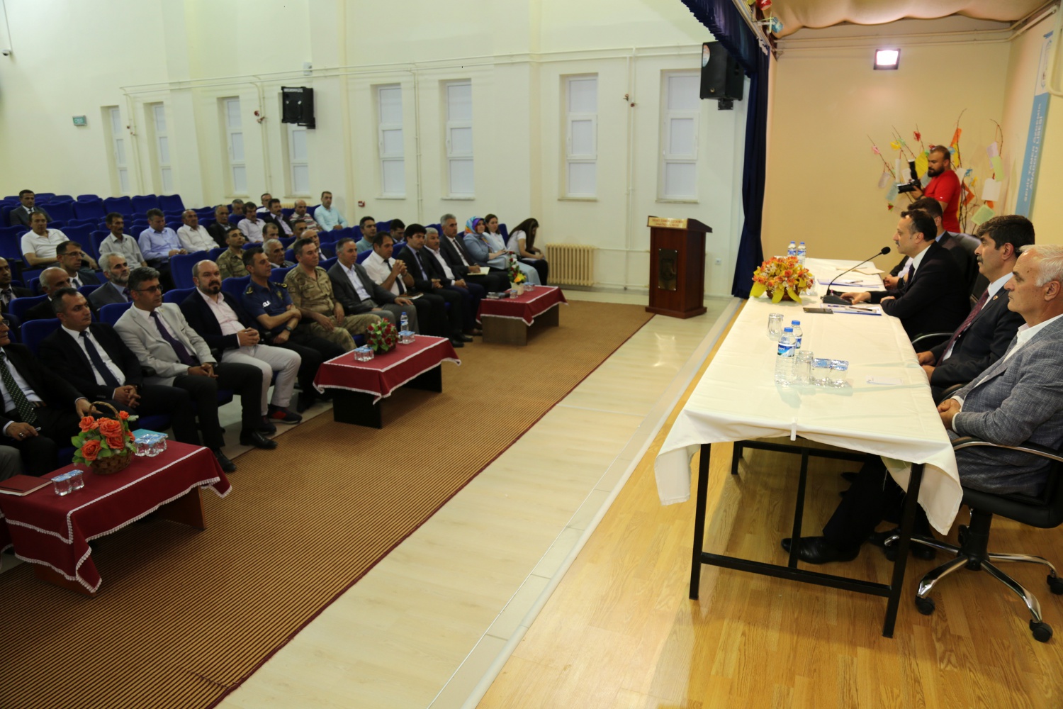 Vali Taşbilek Kürtün ve Torul ilçesinde muhtarlarla buluştu 16