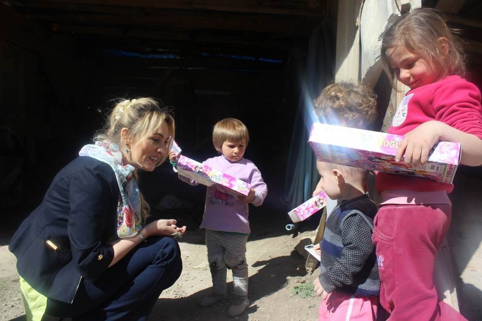 Bayan Yavuz, Dölek ve Sarıçiçek Köylerini Ziyaret Etti 9