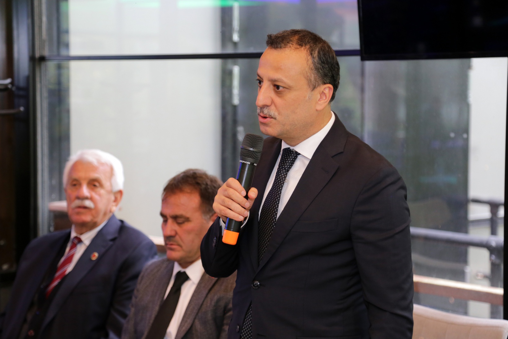 Vali Taşbilek: Devlet hizmetlerimizi yürütürken en önemli dayanağımız muhtarlarımızdır 9