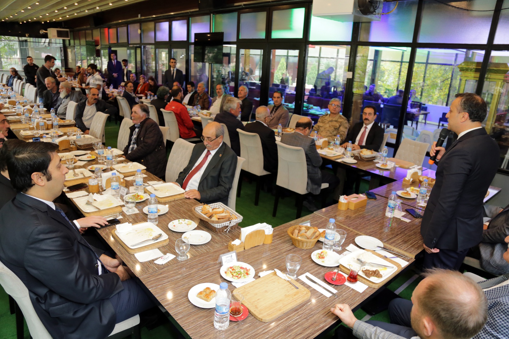 Vali Taşbilek: Devlet hizmetlerimizi yürütürken en önemli dayanağımız muhtarlarımızdır 6