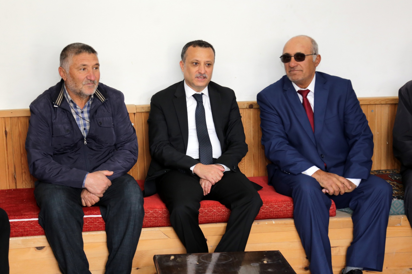 Vali Taşbilek’in köy ziyaretleri sürüyor 1