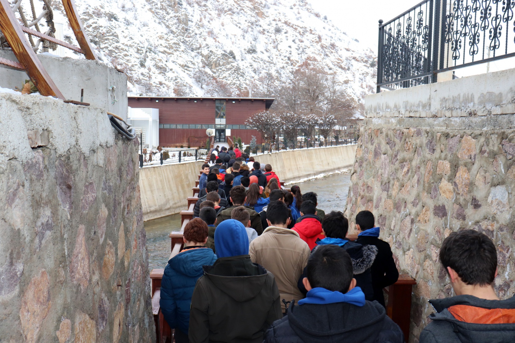 Gençlik Merkezi 284 gence Sarıkamış temalı sinema filmi izletti 6