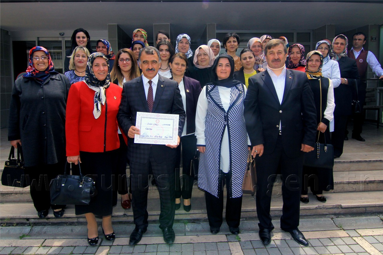 Canlı mazbatasını aldı 2