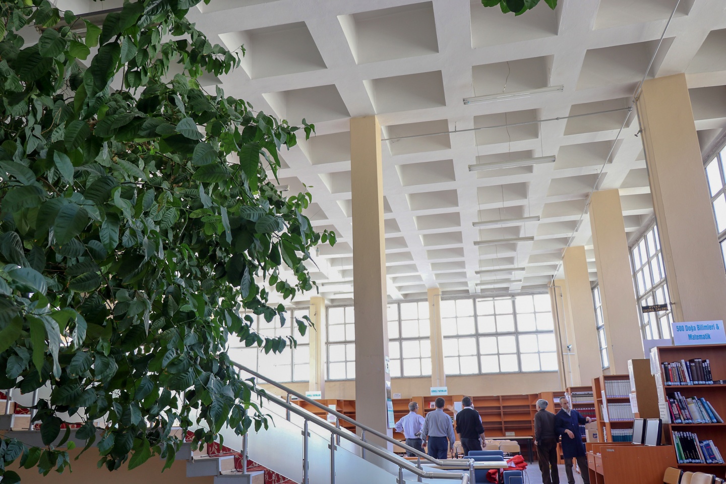 Bu kütüphanenin bir benzeri daha yok 9