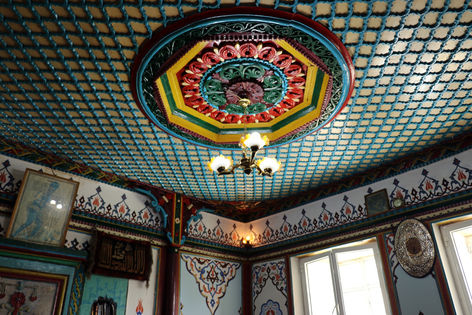 Geleneksel Türk misafir odalarının en büyüleyici örnekleri Gümüşhane’de 23