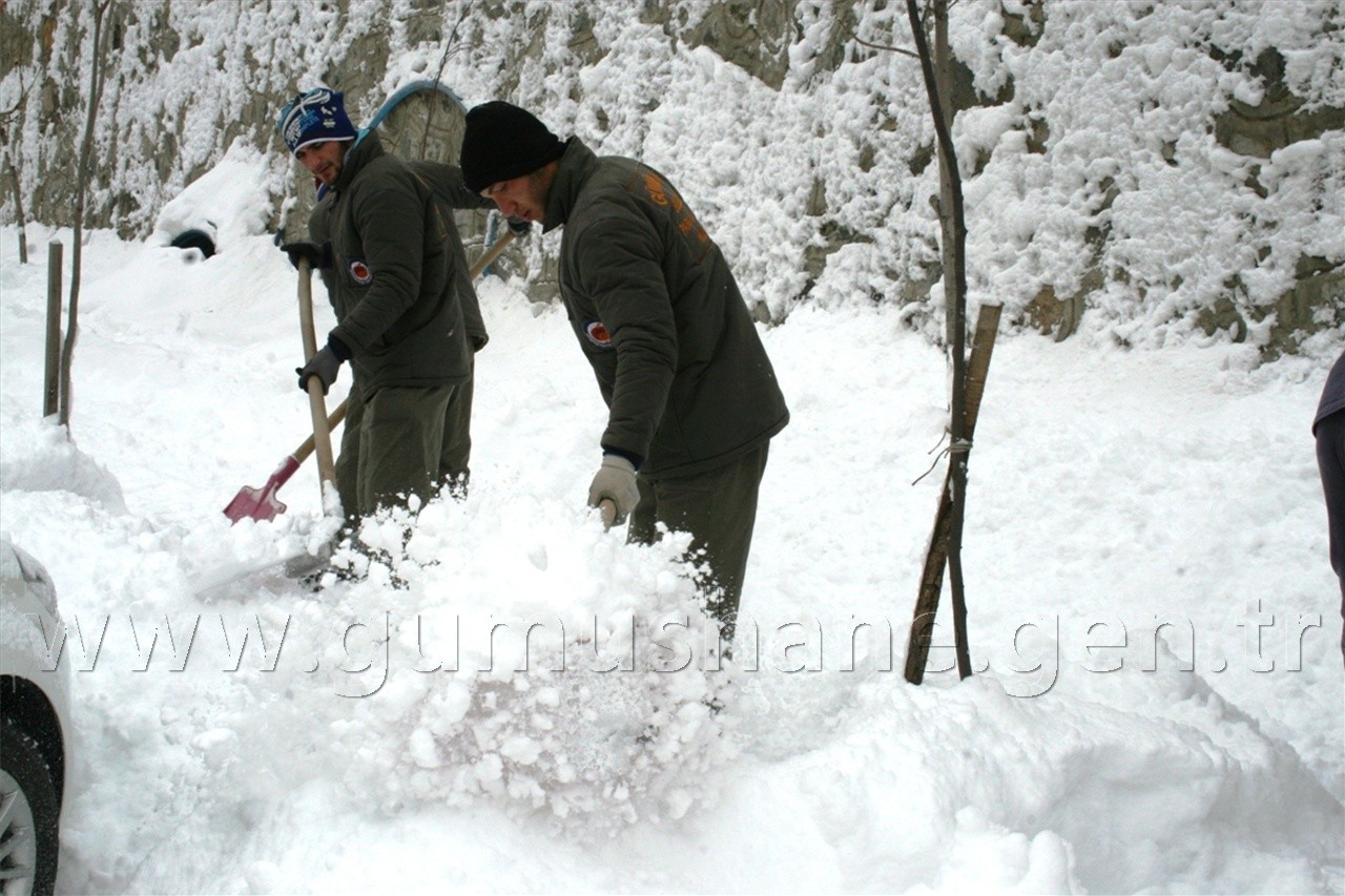 Belediye'den Karla Mücadele Çalışmaları 4