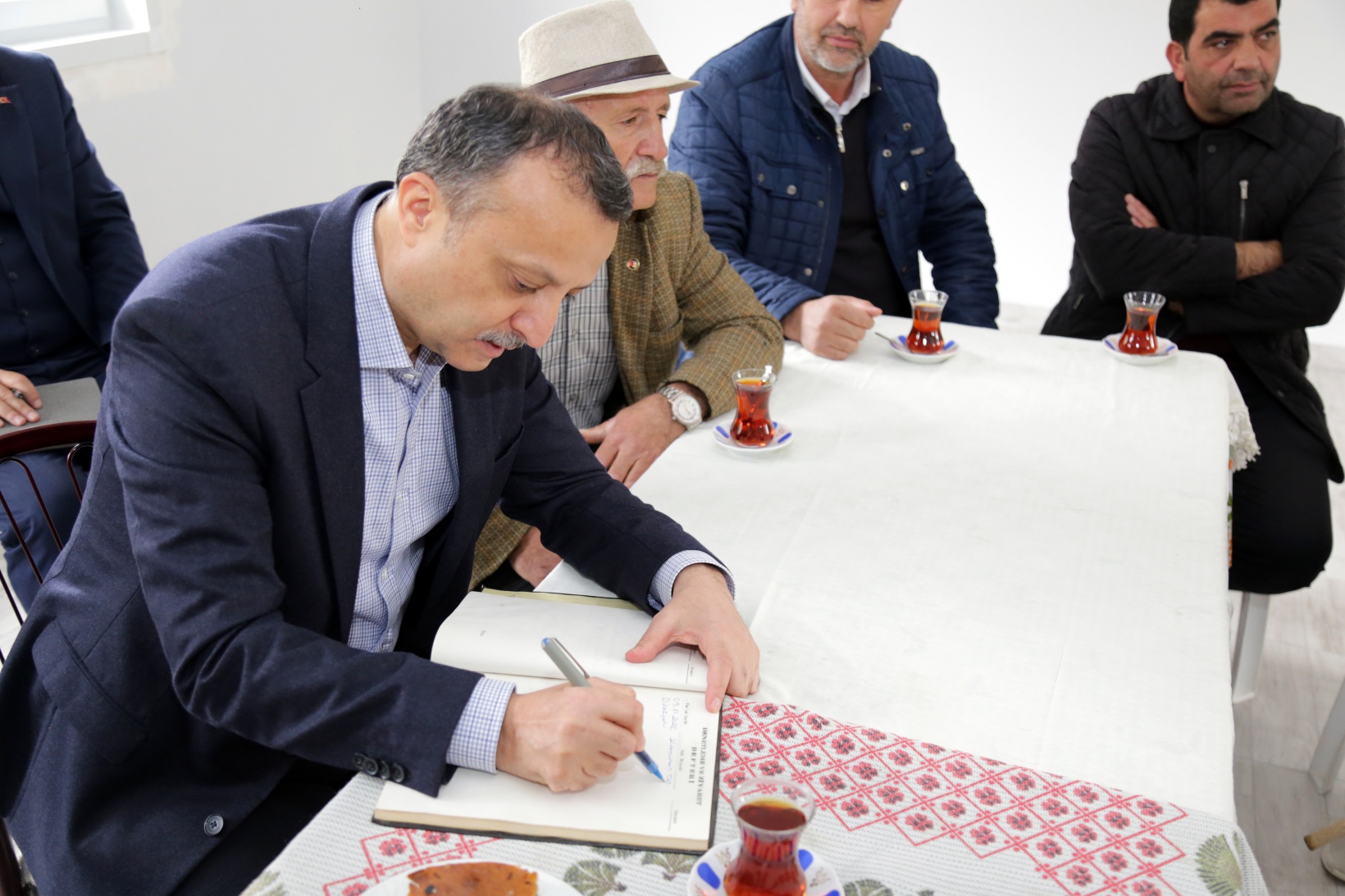 Vali Taşbilek’ten Şiran’ın köylerine ziyaret 37