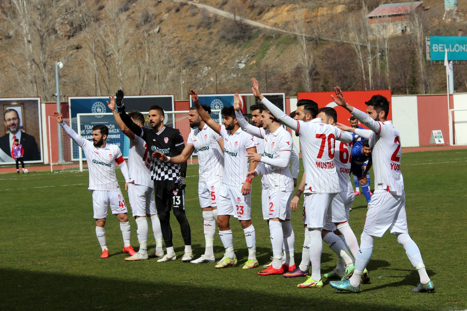 Gümüş evinde 1 puan aldı 3