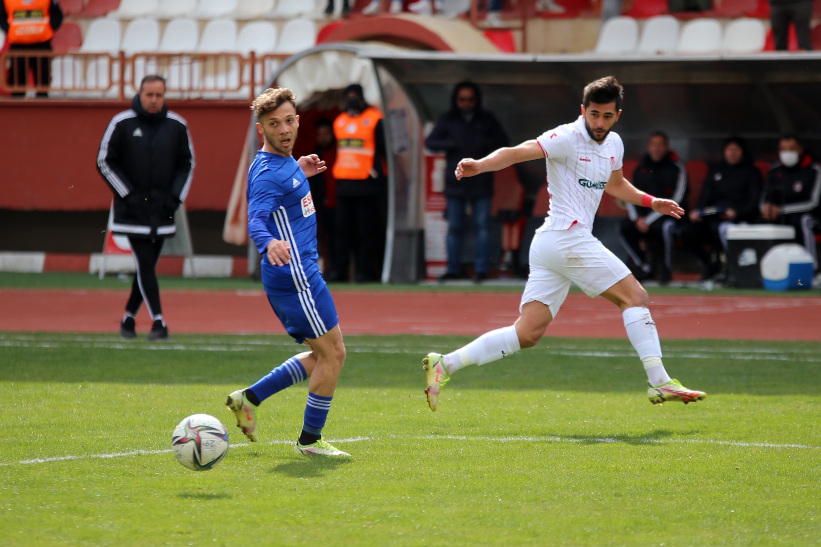 Gümüş evinde 1 puan aldı 8