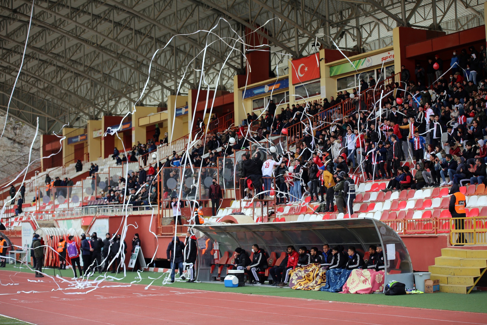 Gümüş evinde 1 puan aldı 18