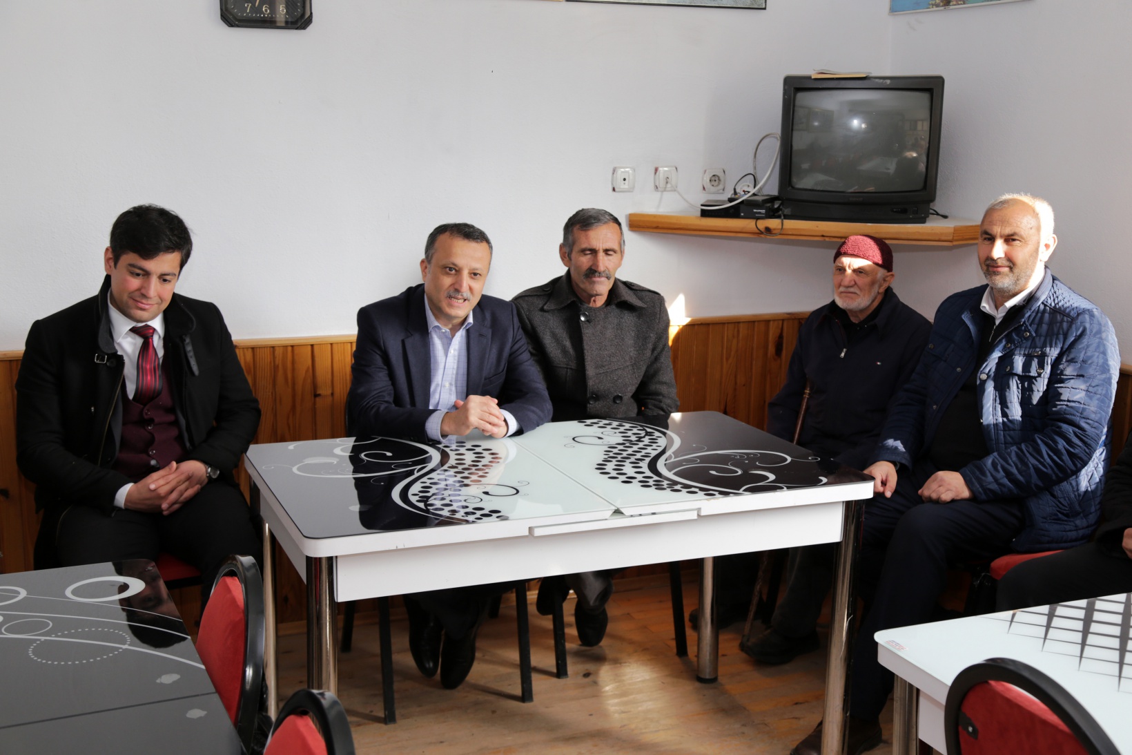 Vali Taşbilek’ten Şiran’ın köylerine ziyaret 35