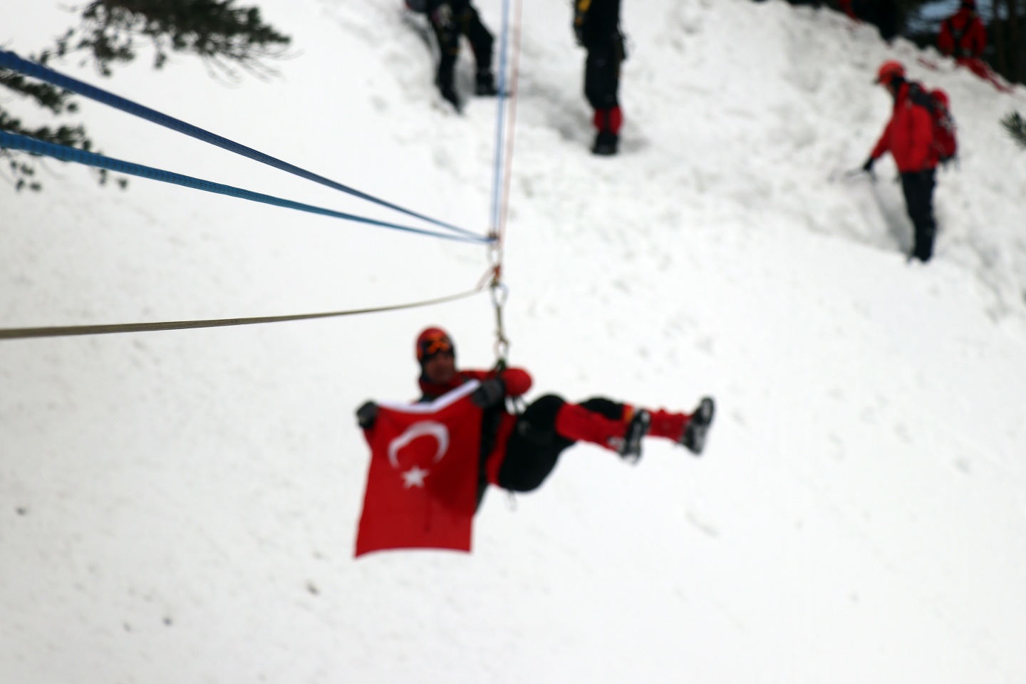 AFAD ekiplerinden Zigana'da nefes kesen tatbikat 30