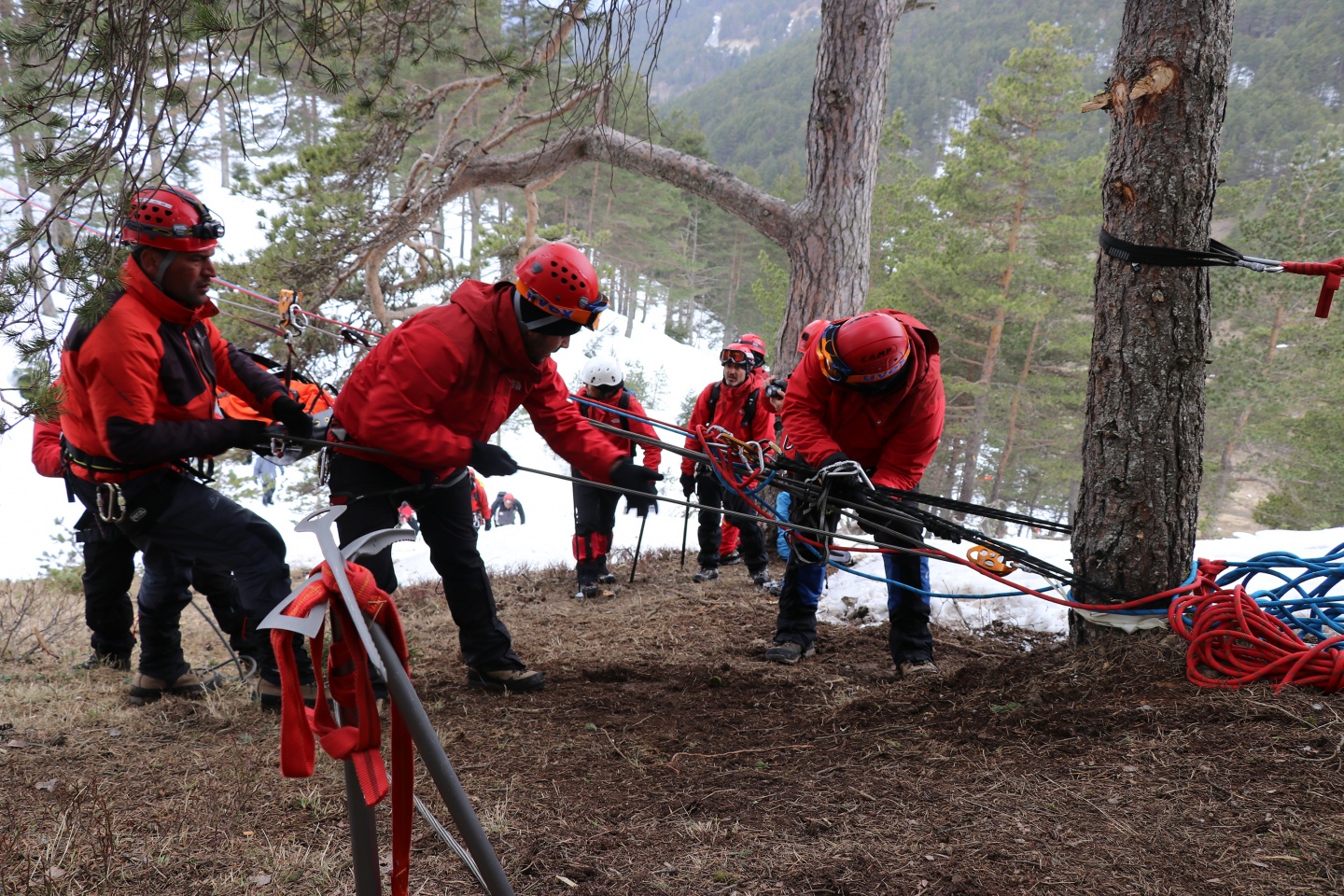 AFAD ekiplerinden Zigana'da nefes kesen tatbikat 46