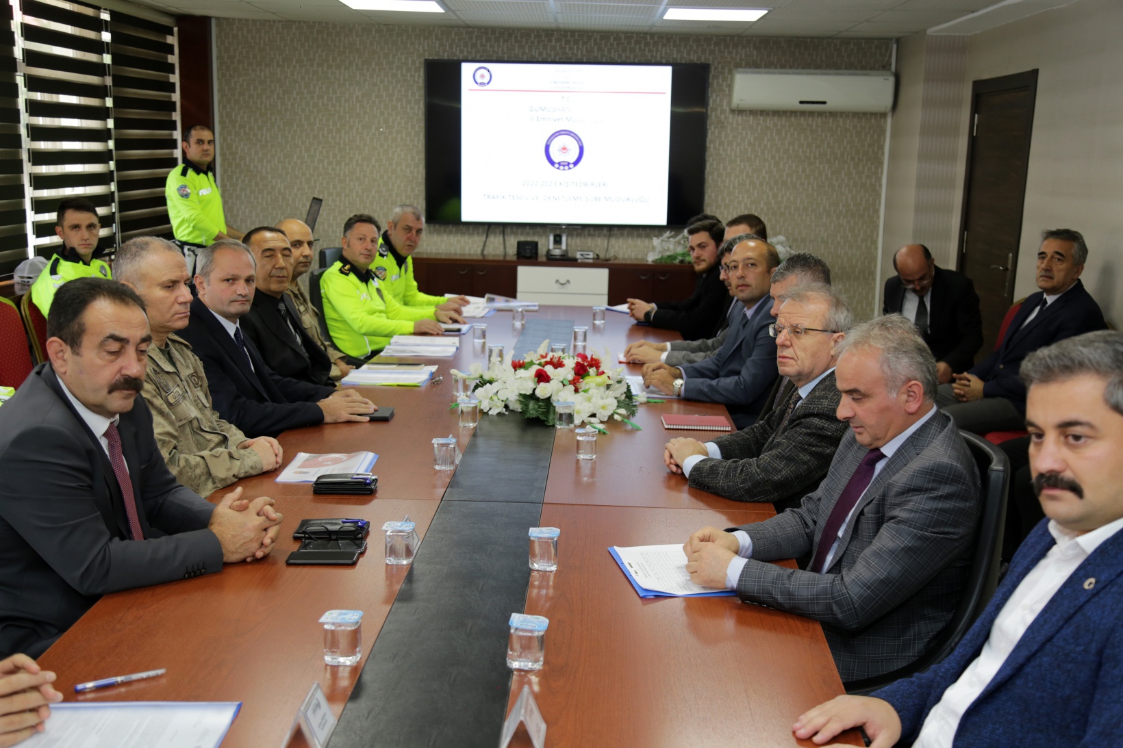 Gümüşhane’de kış tedbirleri masaya yatırıldı 5