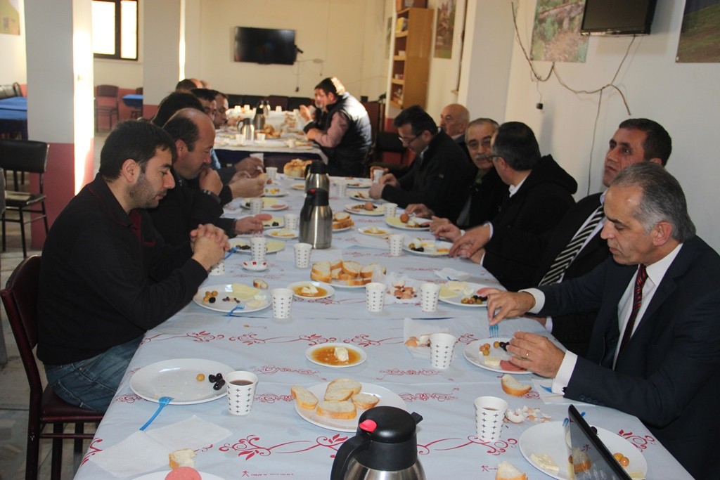 BEYGÜMDER üyeleri kahvaltıda buluştu 2